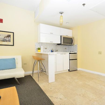 First Street Apartments ไมอามีบีช ภายนอก รูปภาพ