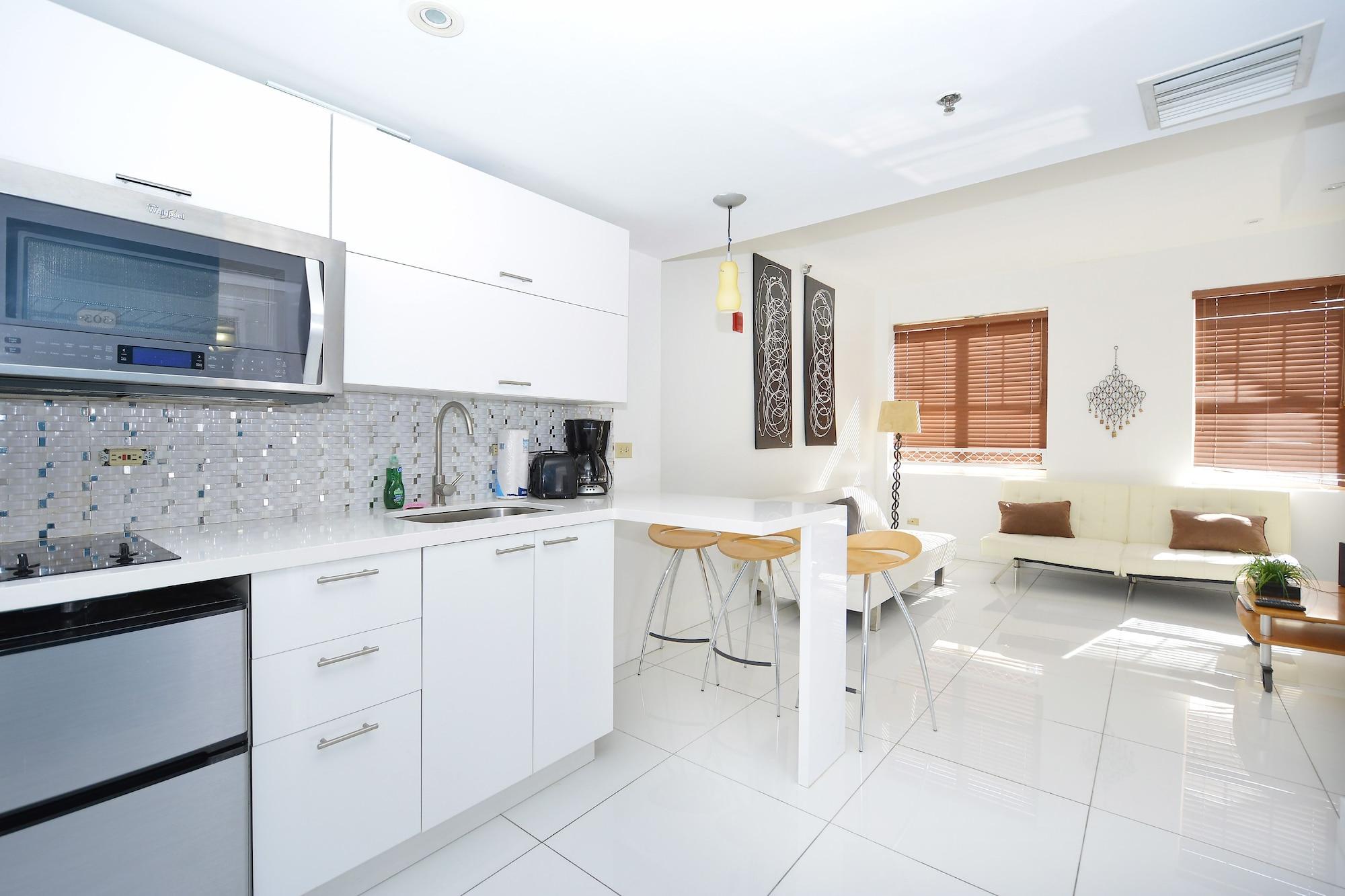 First Street Apartments ไมอามีบีช ภายนอก รูปภาพ