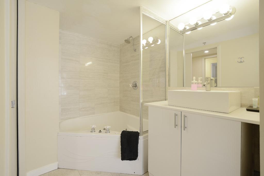 First Street Apartments ไมอามีบีช ภายนอก รูปภาพ