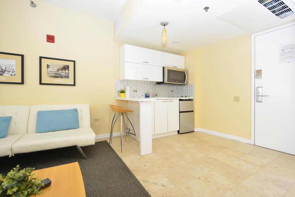 First Street Apartments ไมอามีบีช ภายนอก รูปภาพ