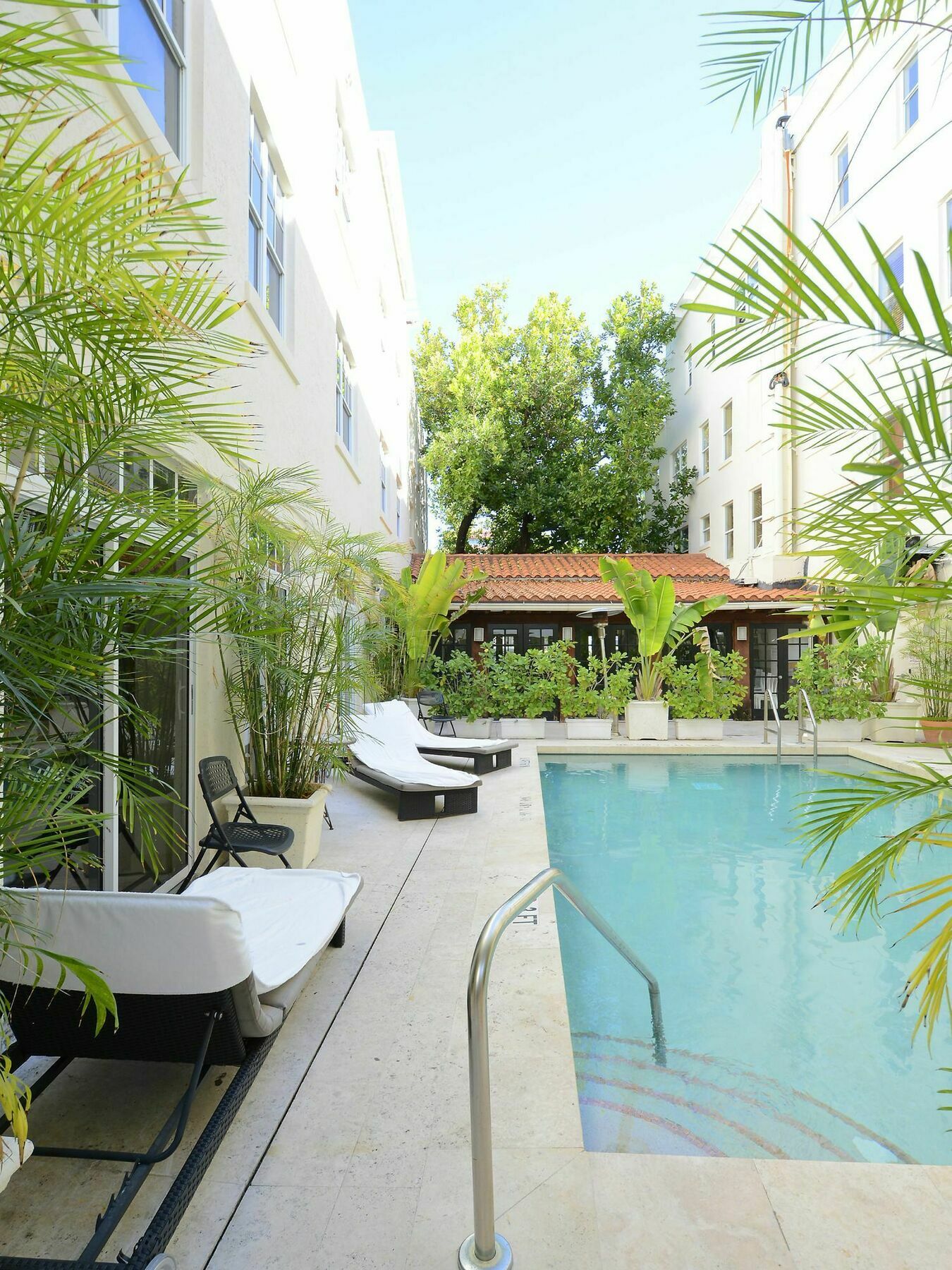 First Street Apartments ไมอามีบีช ภายนอก รูปภาพ